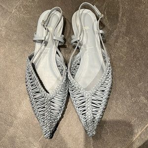 ZARA BABY BLUE POINTED FLAT SANDALS SIZE 39 (W8)
